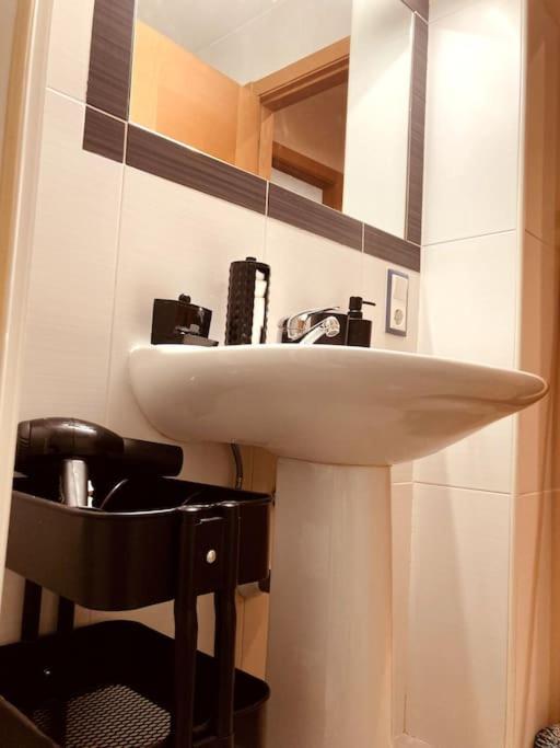 Pequeno Hogar Apartment Замора Екстериор снимка